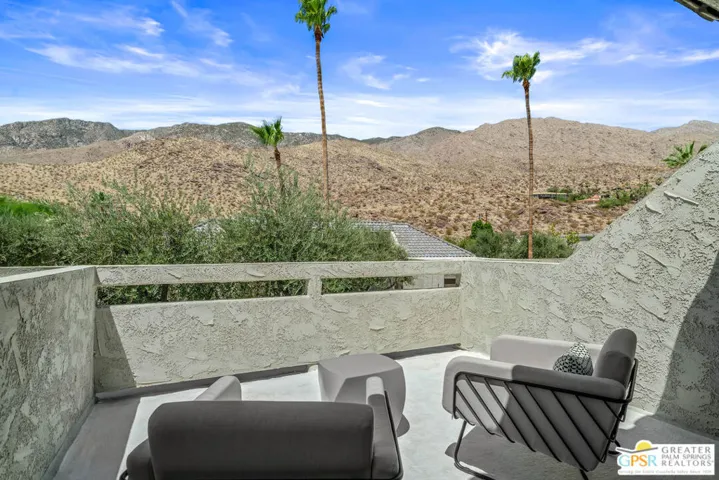 2560 W La Condesa Drive, Palm Springs, California 92264