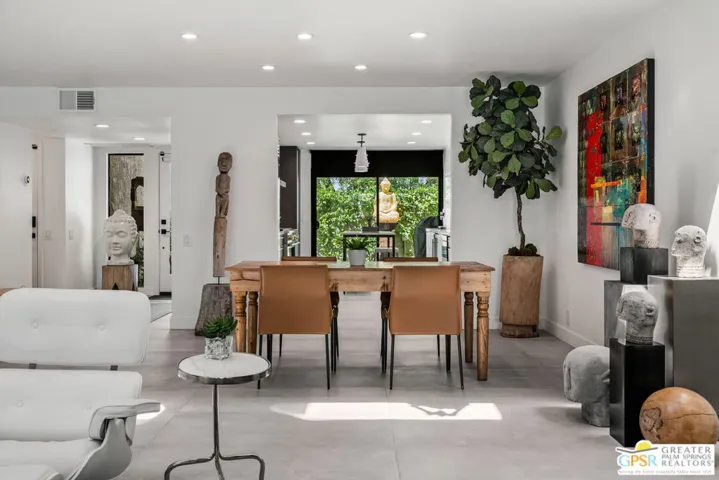 2560 W La Condesa Drive, Palm Springs, California 92264