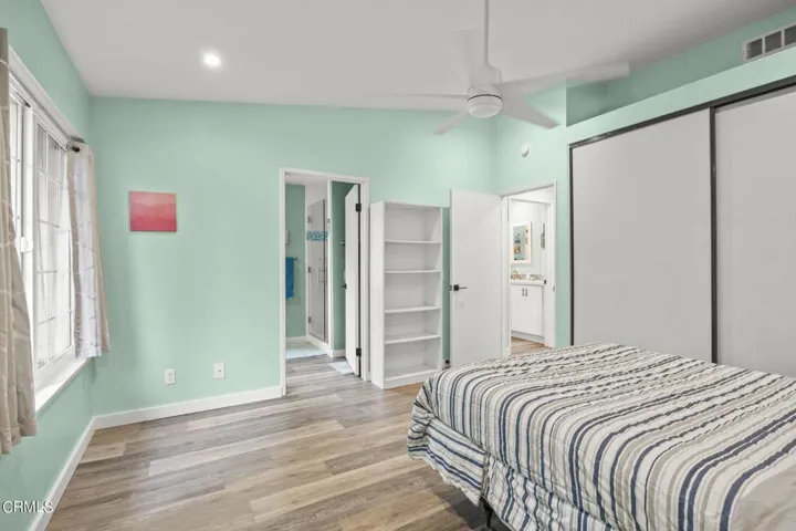15-web-or-mls-Upmarketmedia_2634Hurr-45