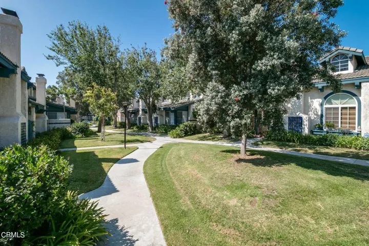 25-web-or-mls-UpmarketMedia_MarSeaCom-4