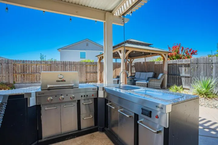 5030 Birch Valley Way, Rancho Cordova, California 95742