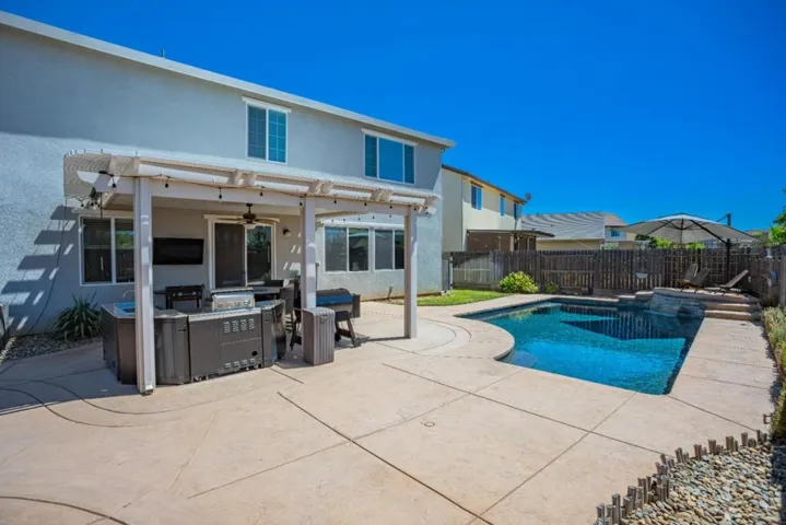 5030 Birch Valley Way, Rancho Cordova, California 95742