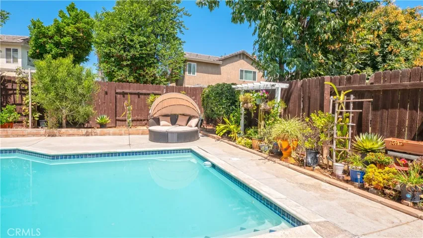 8041 Townsend Drive, Jurupa Valley, California 92509