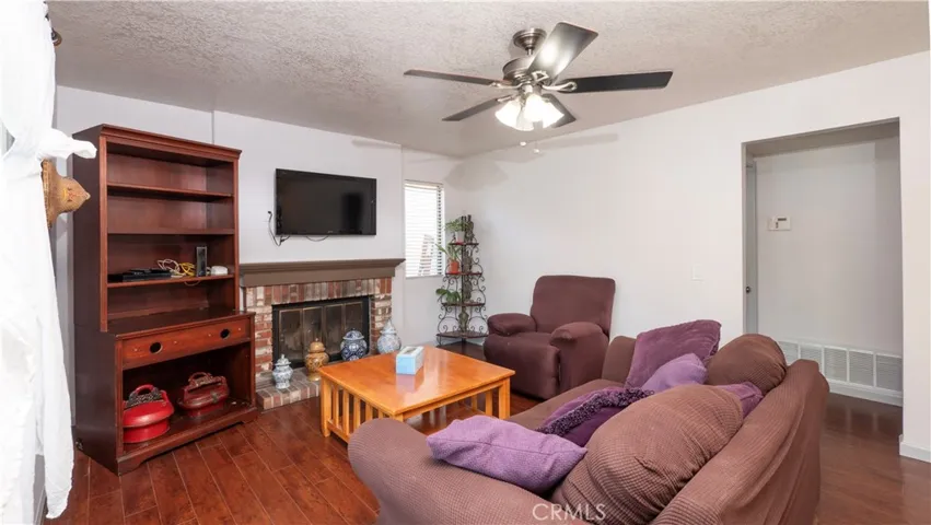 8041 Townsend Drive, Jurupa Valley, California 92509