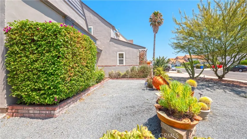 8041 Townsend Drive, Jurupa Valley, California 92509
