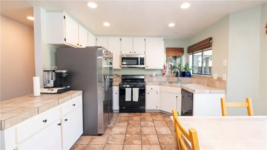 8041 Townsend Drive, Jurupa Valley, California 92509