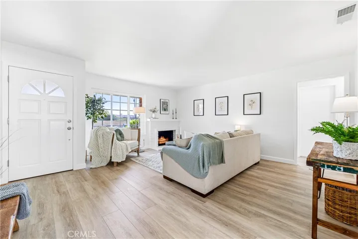 17361 Frans Lane, Huntington Beach, California 92649