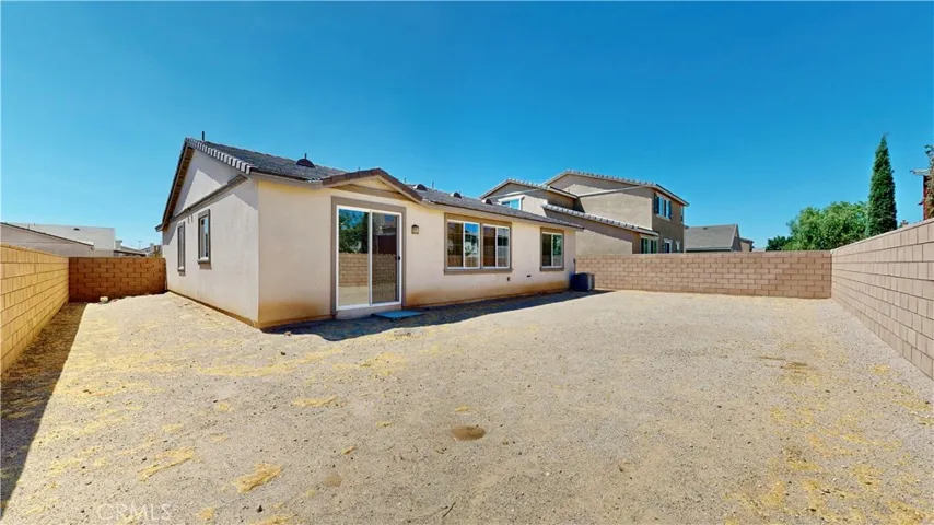 12592 Ojo Caliente Street, Victorville, California 92392