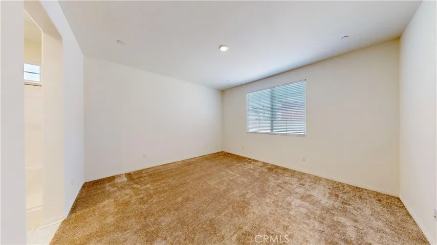 12592 Ojo Caliente Street, Victorville, California 92392