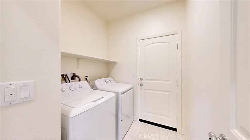 12592 Ojo Caliente Street, Victorville, California 92392