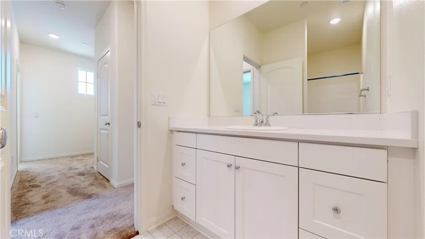 12592 Ojo Caliente Street, Victorville, California 92392
