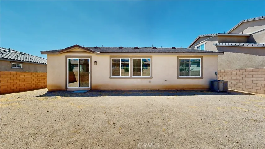 12592 Ojo Caliente Street, Victorville, California 92392