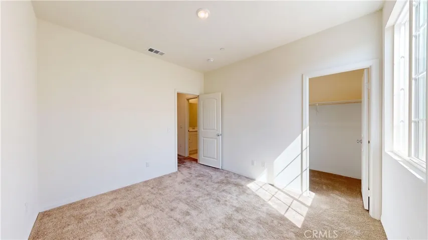 12592 Ojo Caliente Street, Victorville, California 92392