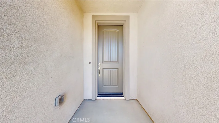 12592 Ojo Caliente Street, Victorville, California 92392