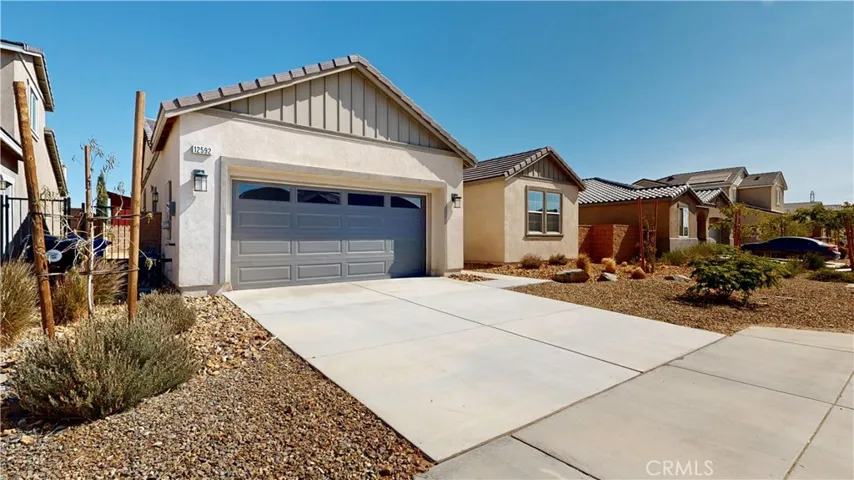 12592 Ojo Caliente Street, Victorville, California 92392