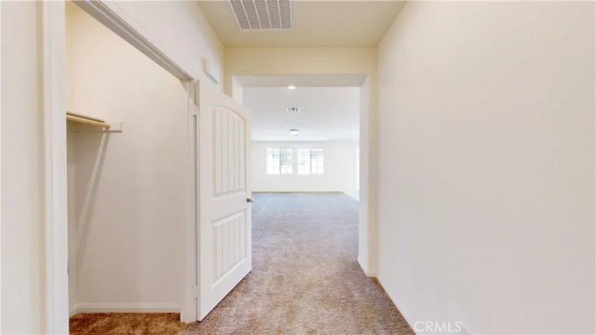 12592 Ojo Caliente Street, Victorville, California 92392