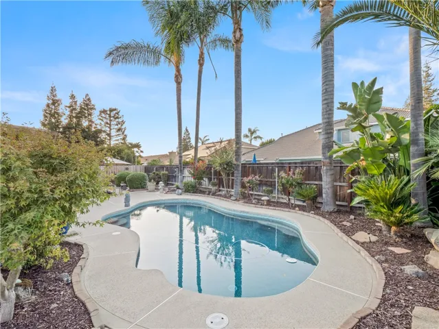2410 E Richmond Avenue, Fresno, California 93720