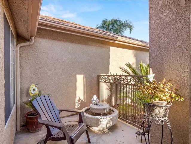 2410 E Richmond Avenue, Fresno, California 93720