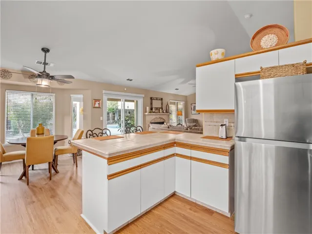 2410 E Richmond Avenue, Fresno, California 93720