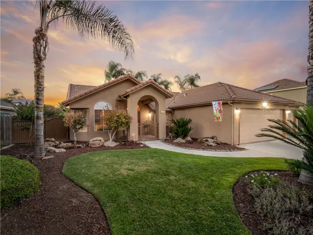 2410 E Richmond Avenue, Fresno, California 93720