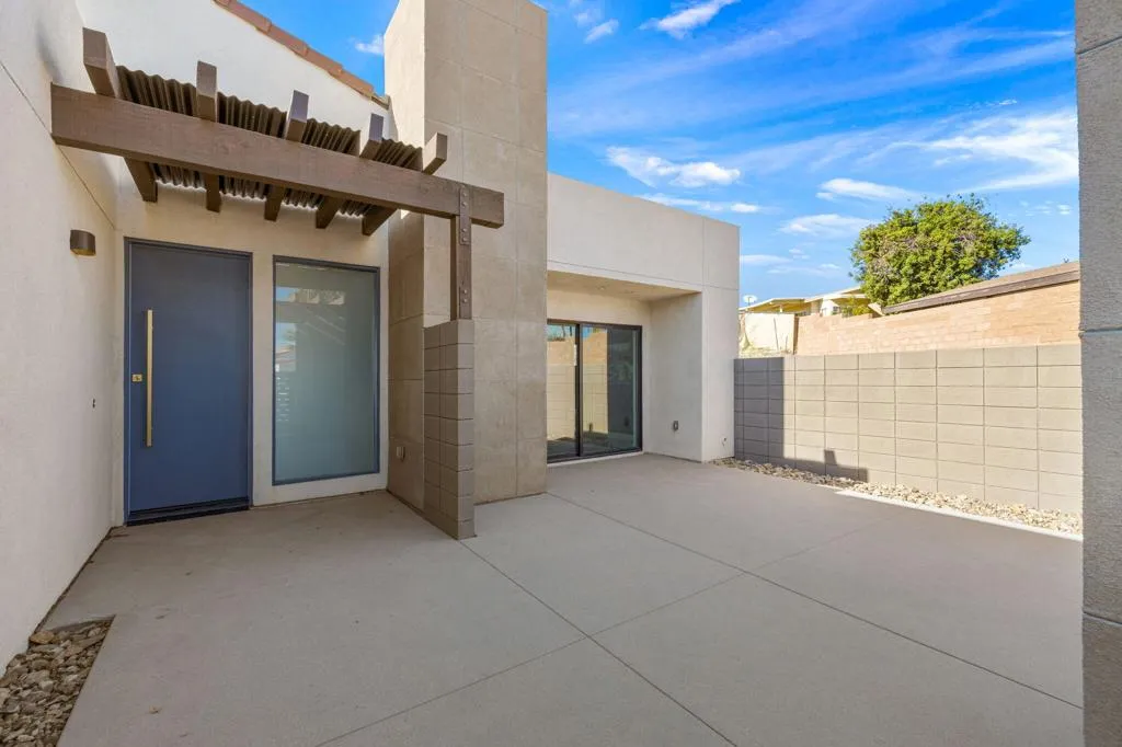 76718 Kentucky Avenue, Palm Desert, California 92211 home-pic-2