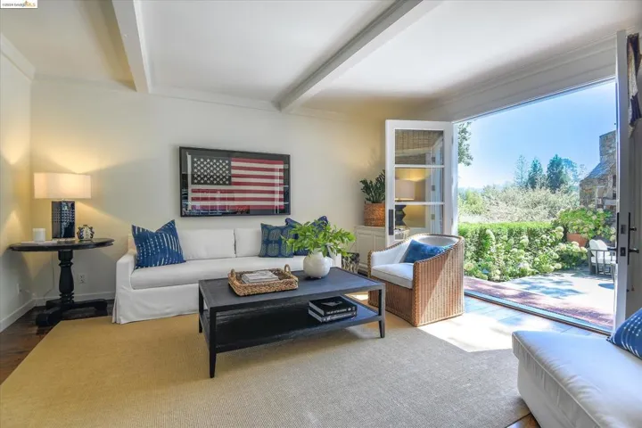 3595 Powell Dr, Lafayette, California 94549