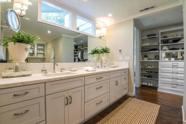 3595 Powell Dr, Lafayette, California 94549