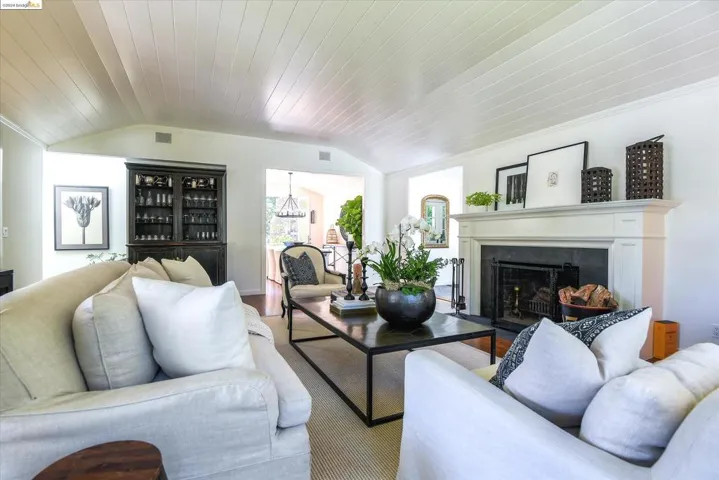 3595 Powell Dr, Lafayette, California 94549