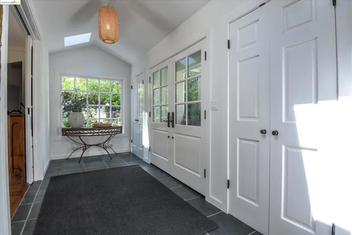 3595 Powell Dr, Lafayette, California 94549
