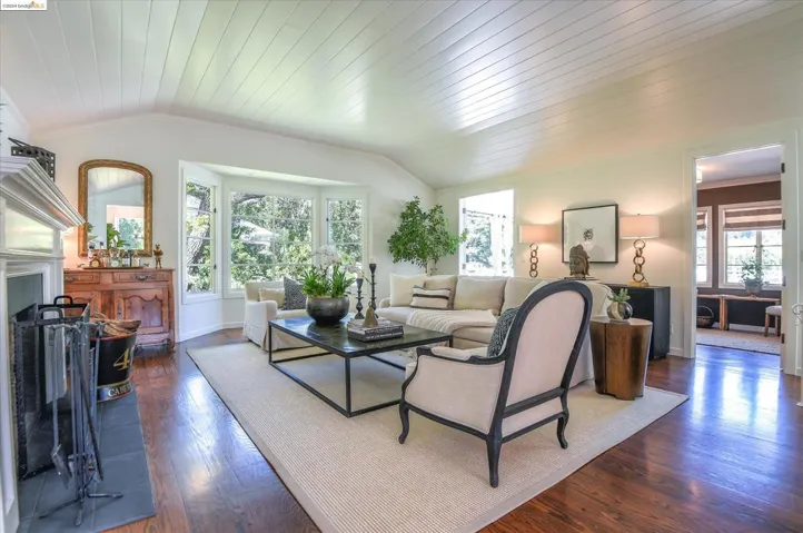 3595 Powell Dr, Lafayette, California 94549