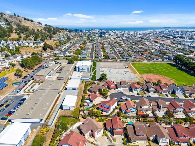 36 Treeside Court, South San Francisco, California 94080