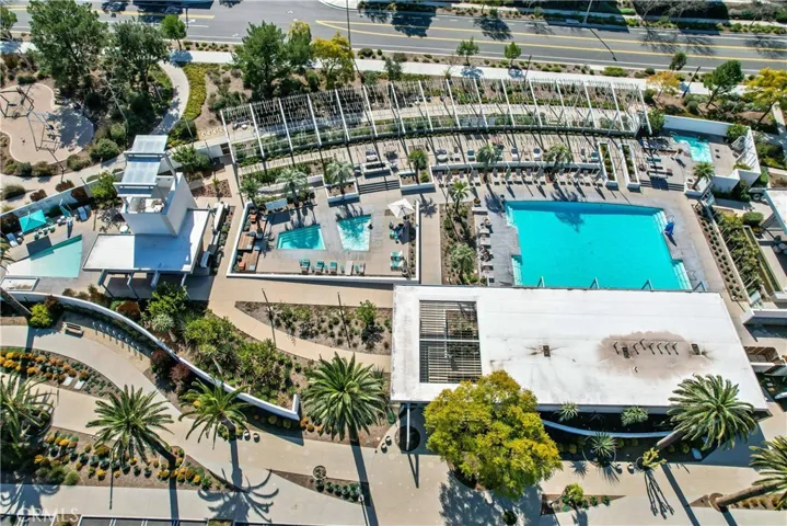 252 Harringay, Irvine, California 92618