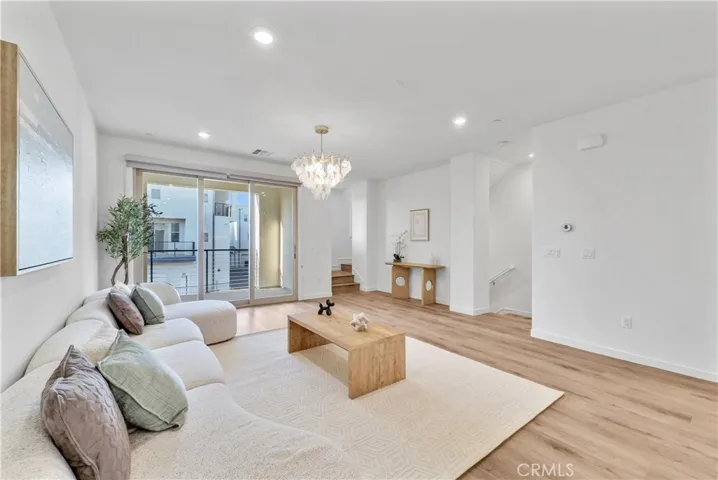 252 Harringay, Irvine, California 92618