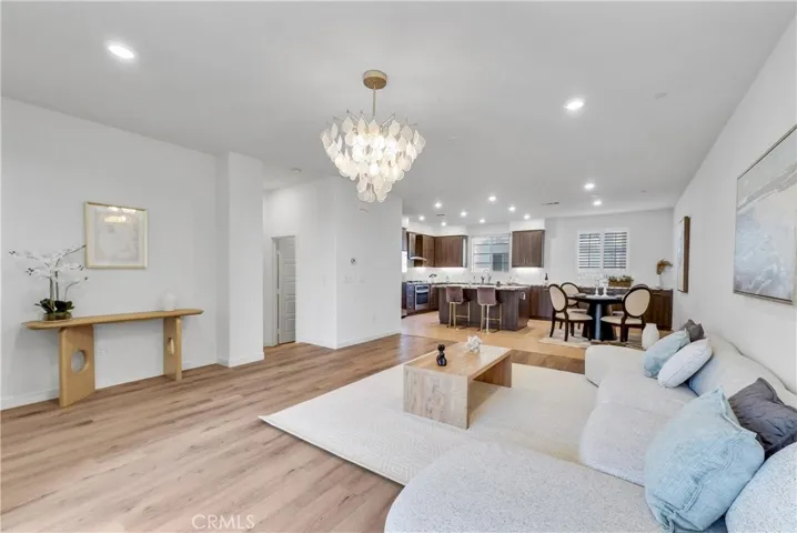 252 Harringay, Irvine, California 92618