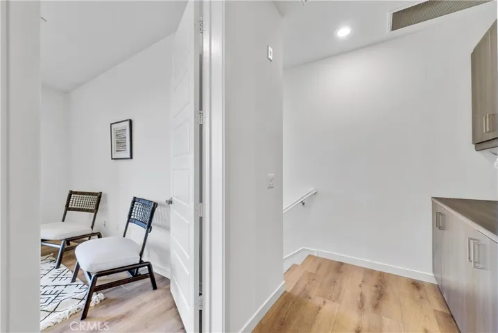 252 Harringay, Irvine, California 92618