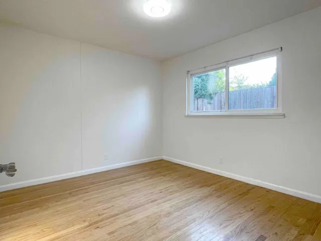 1137 Derbyshire Drive, Cupertino, California 95014