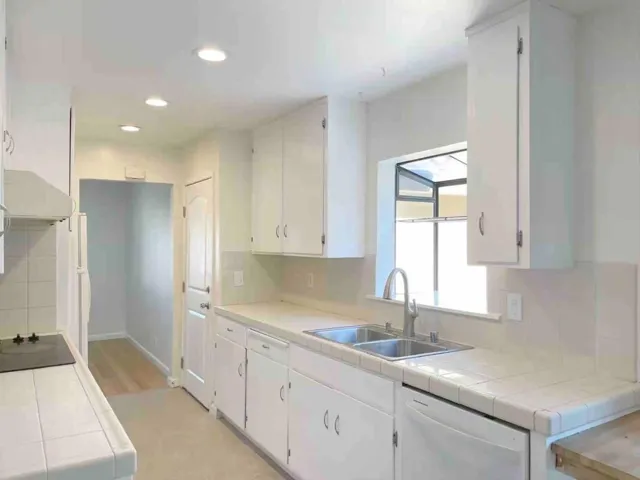 1137 Derbyshire Drive, Cupertino, California 95014