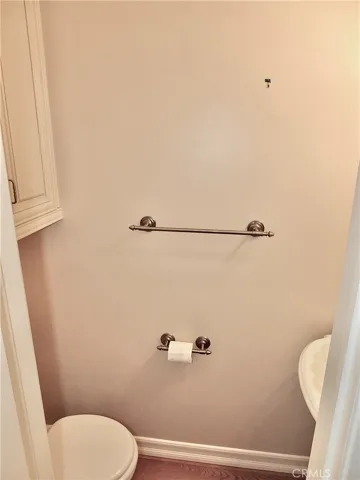  1/2 Bath