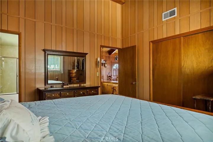 30730 Knoll View Drive, Running Springs, California 92382