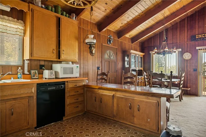 30730 Knoll View Drive, Running Springs, California 92382