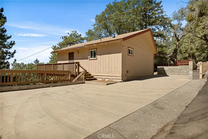 30730 Knoll View Drive, Running Springs, California 92382