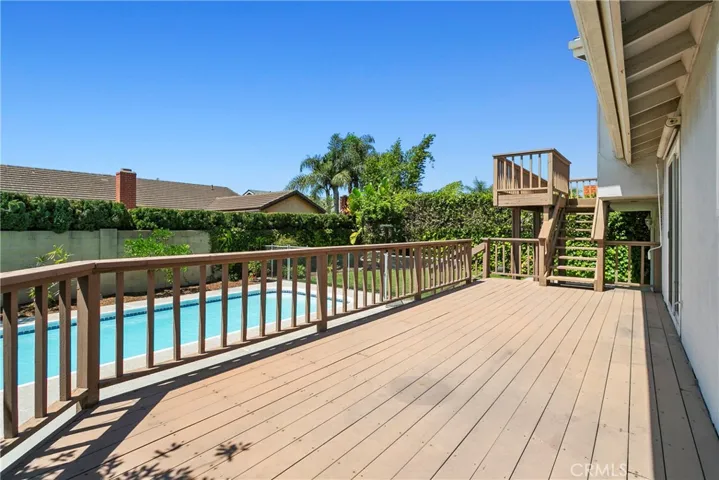 17351 Breda Lane, Huntington Beach, California 92649