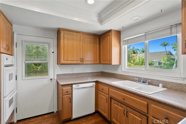17351 Breda Lane, Huntington Beach, California 92649