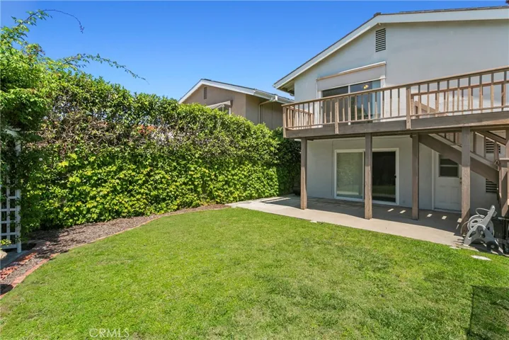 17351 Breda Lane, Huntington Beach, California 92649