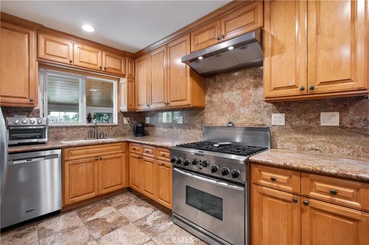 1971 Caddington Drive, Rancho Palos Verdes, California 90275