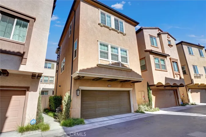 11243 N Alta Avenue, Mission Hills (san Fernando), California 91345