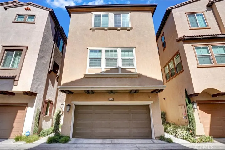 11243 N Alta Avenue, Mission Hills (san Fernando), California 91345