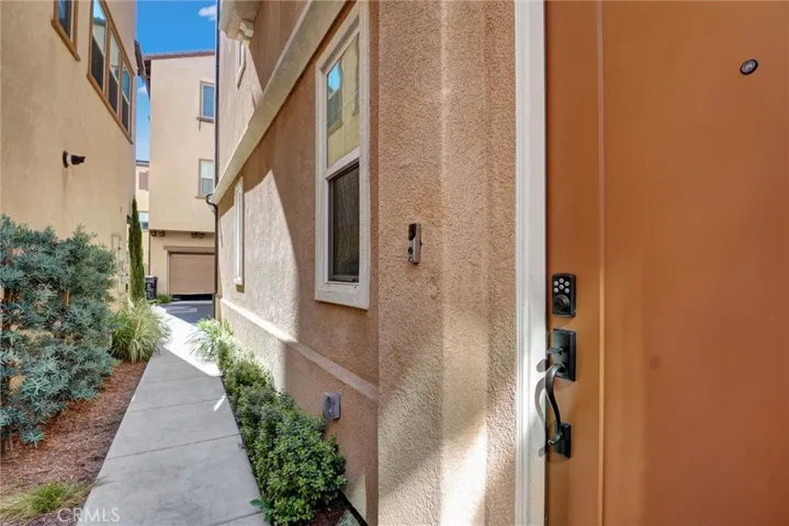 11243 N Alta Avenue, Mission Hills (san Fernando), California 91345