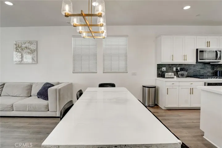 11243 N Alta Avenue, Mission Hills (san Fernando), California 91345