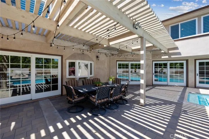 2030 Leeward Lane, Newport Beach, California 92660